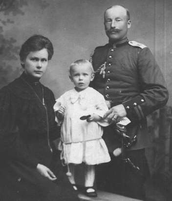 Berthold Köller mit Ehefrau Marie geb. Schulz + Sohn Herbert